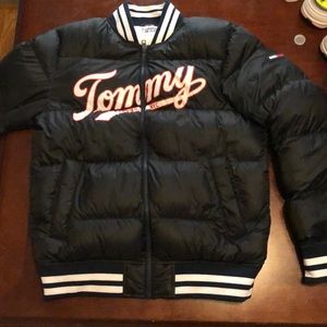 Tommy Hilfiger light weight puffer jacket